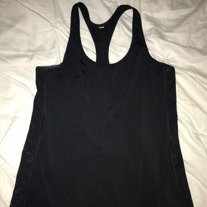 Mesh back running tank